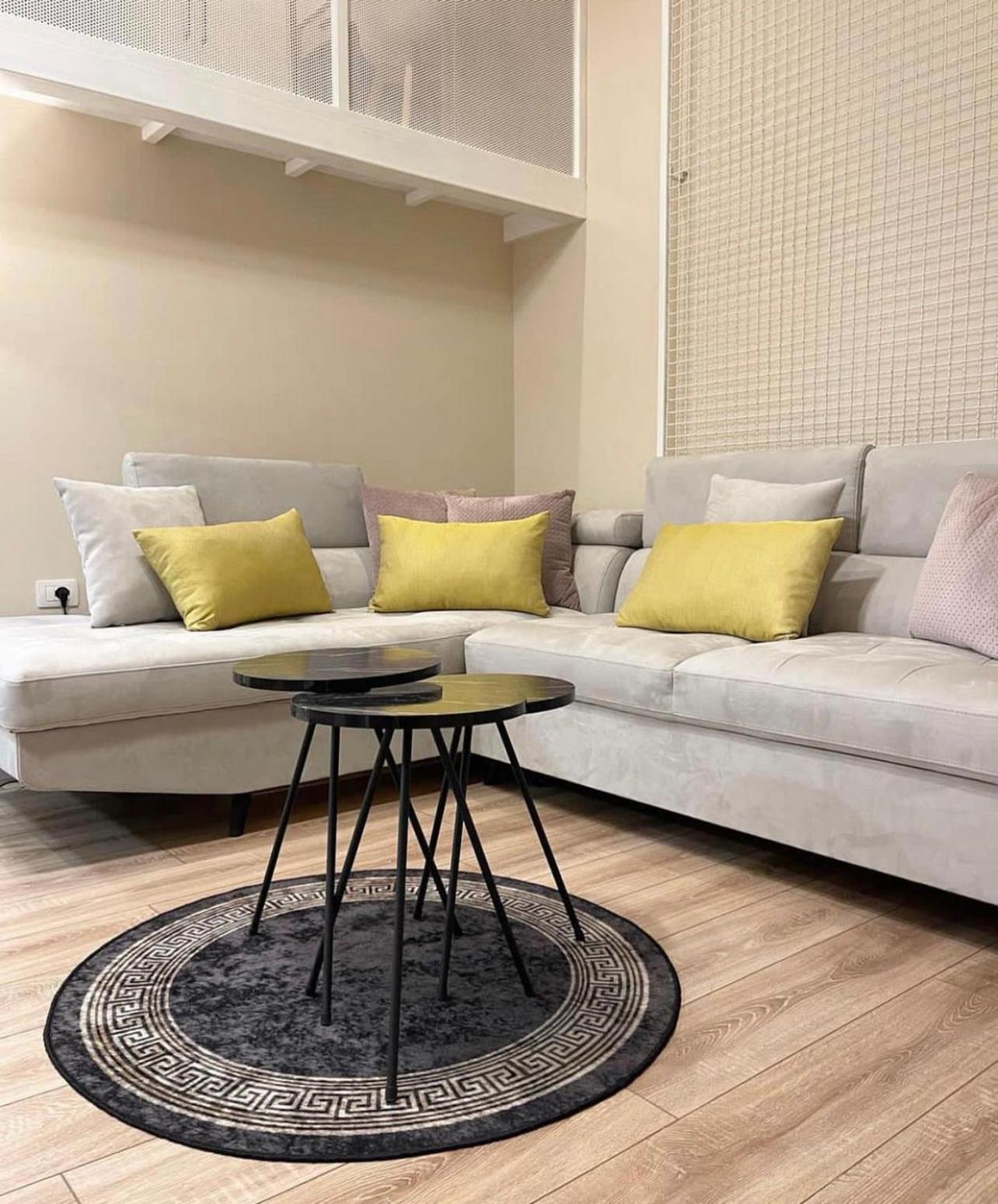 Lovely Apartment In Pogradec City With A Lake View Екстер'єр фото